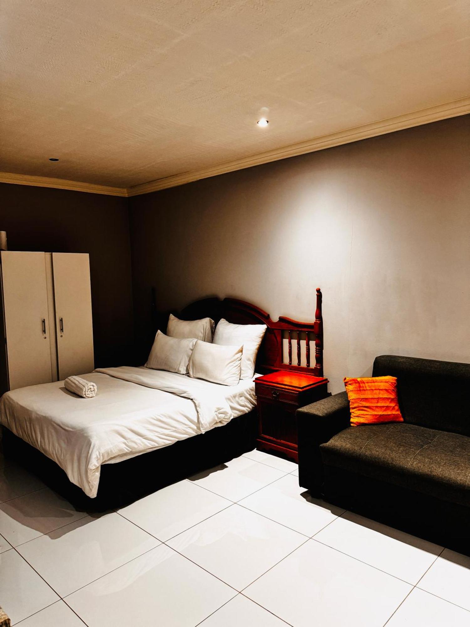 Mila 1 Guest house Cape Town
